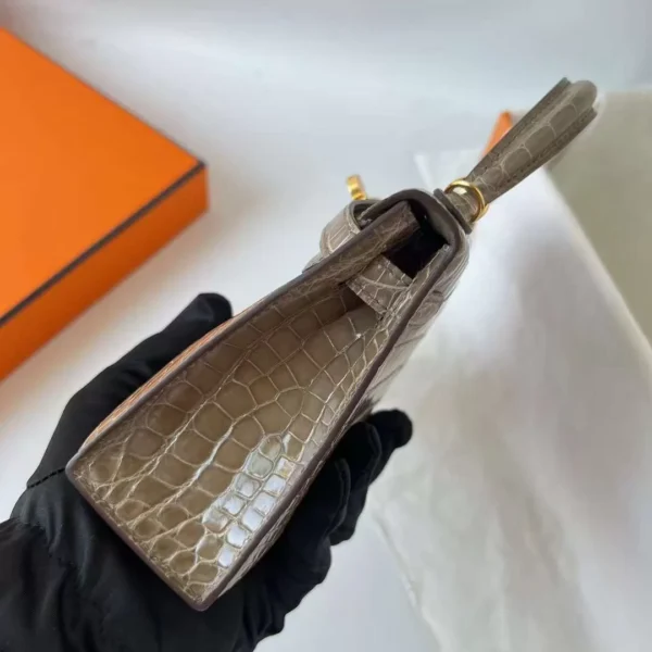 mmexport1708142337875-jpg DDMode Mini Kelly Shiny Alligator Ck18 Etoupe Grey Gold Hardware 19cm Full Handmade Ghw