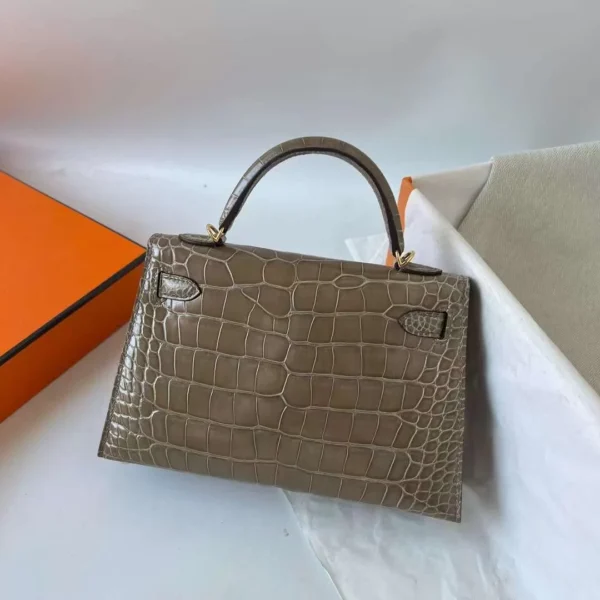 mmexport1708142339353-jpg DDMode Mini Kelly Shiny Alligator Ck18 Etoupe Grey Gold Hardware 19cm Full Handmade Ghw