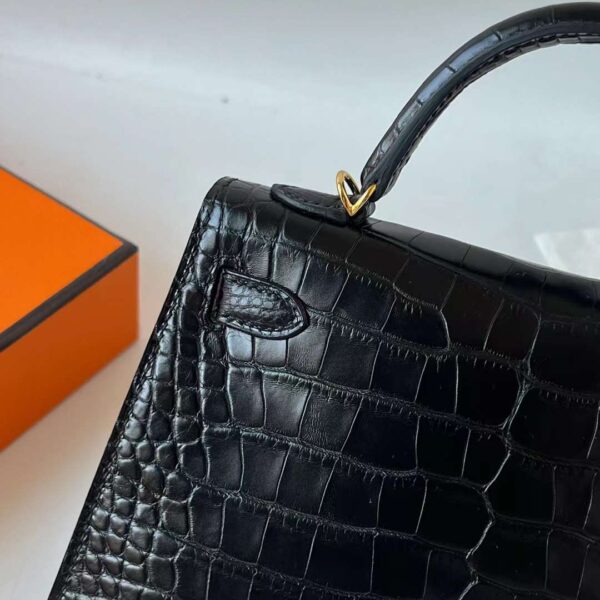 mmexport1708161441196 DDMode Mini Kelly Matte Alligator Ck89 Black Gold Hardware 19cm Full Handmade Ghw
