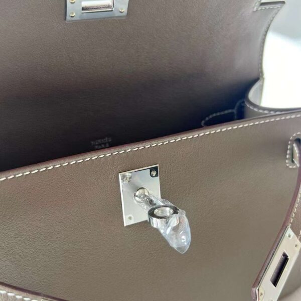 mmexport1710065141221 DDMode Reddit Kelly Pochette Swift Ck18 Etoupe Grey Silver Hardware 22cm Full Handmade Phw
