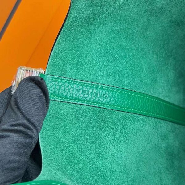 mmexport1720230217117 DDMode Reddit Picotin Clemence U4 Velvet green Gold Hardware 18cm Full Handmade Ghw