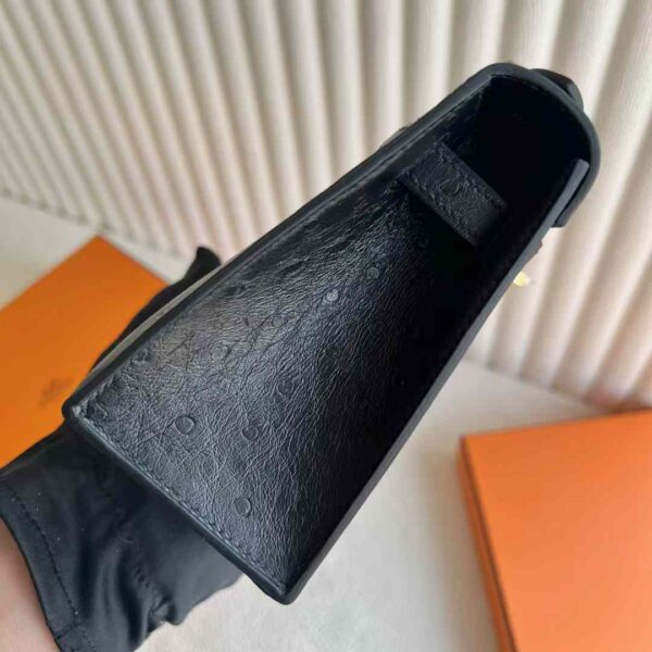 mmexport1732593896973 DDMode Mini Kelly Pochette Ostrich Leather Ck89 Black Gold Hardware 22cm Full Handmade
