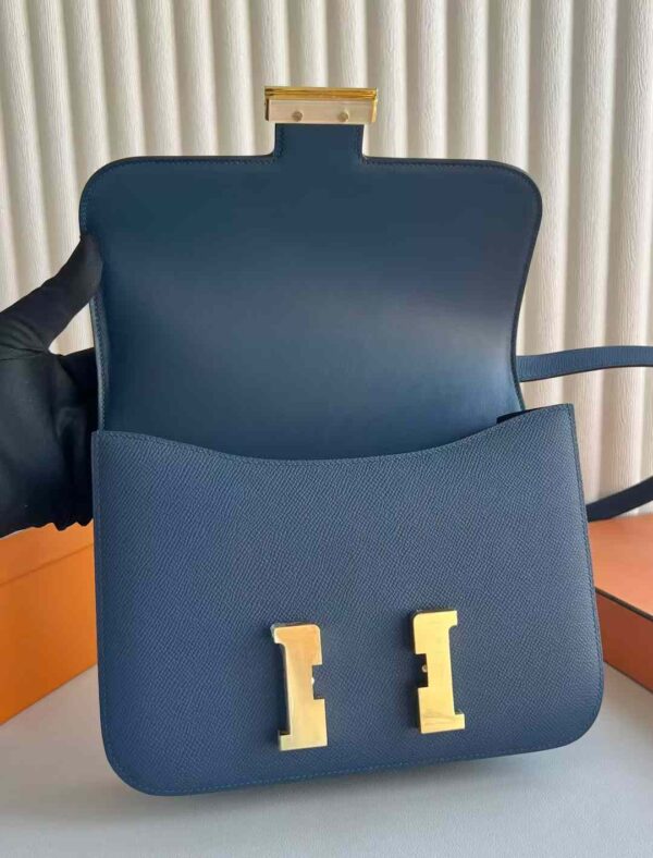 mmexport1736329117193 DDMode Constance mirror style Epsom 7R noble blue Gold Hardware 24cm Full Handmade Ghw