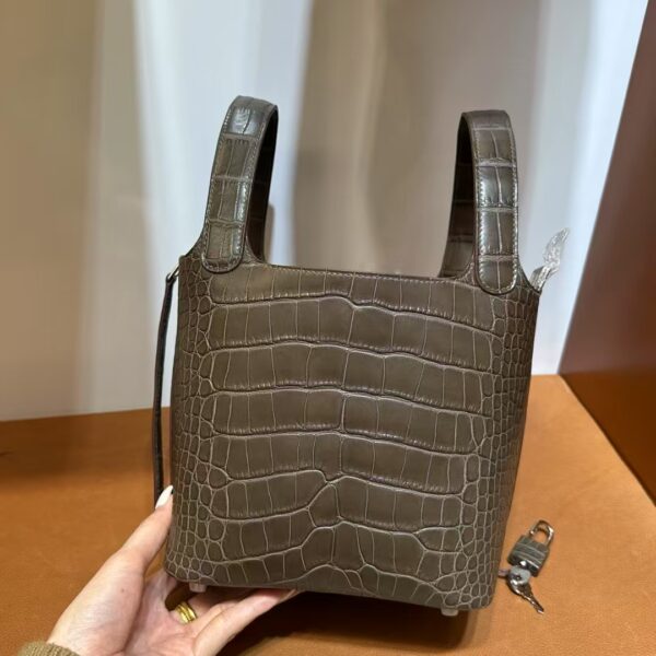 mmexport1740124466344-1 DDMode Picotin Matte Alligator Crocodile Ck18 Etoupe Grey Silver Hardware 18cm Full Handmade Phw